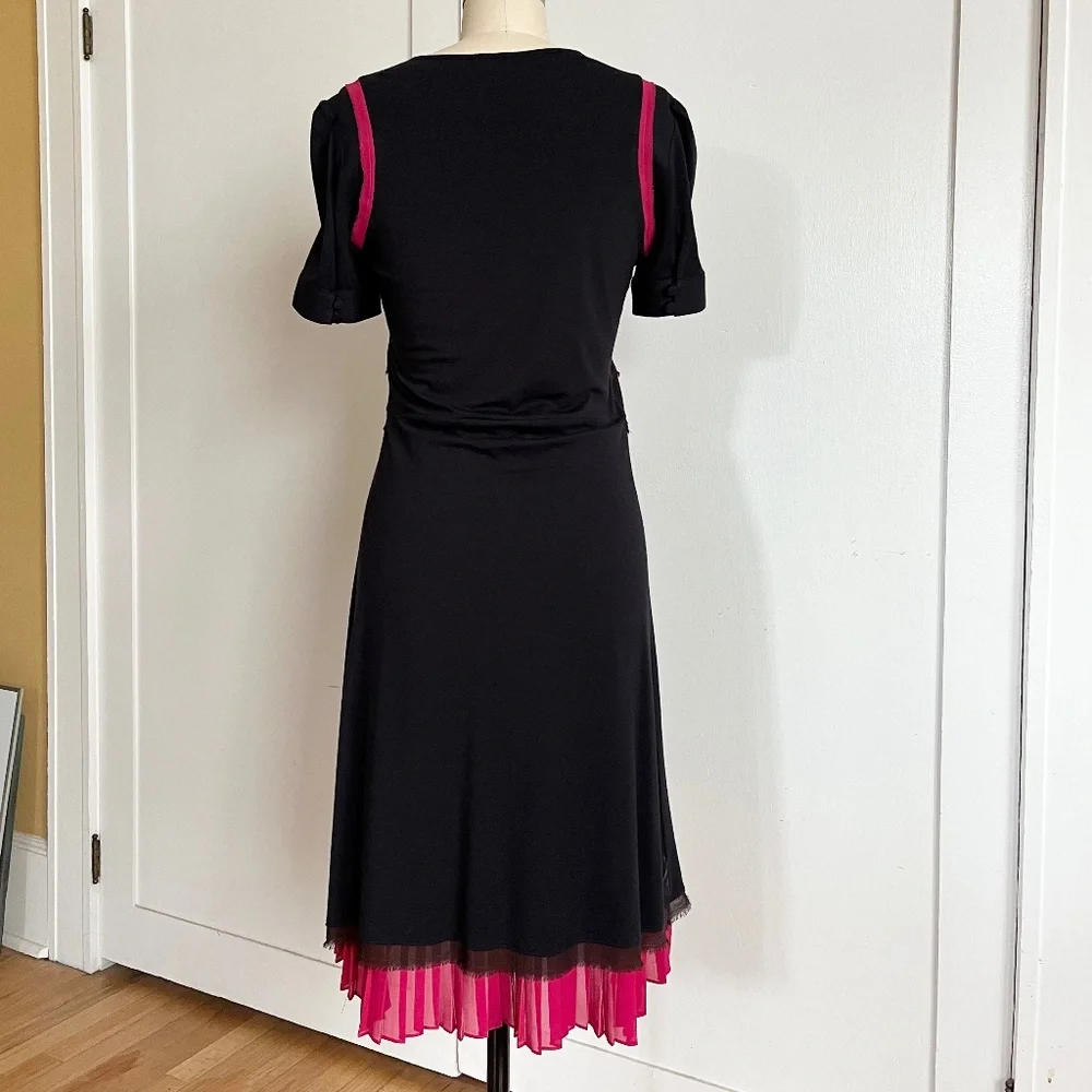 Atelier Yume Dress with Unique Details - Picture 7 of 9